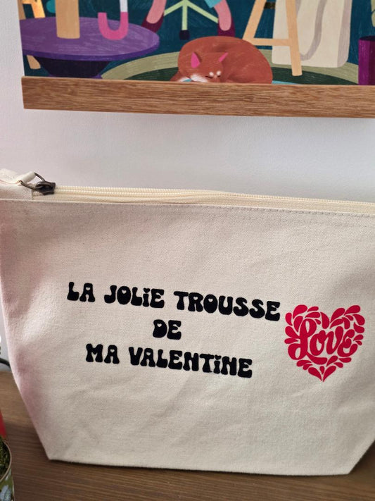Trousse Écru avec soufflet – Cœur Love
