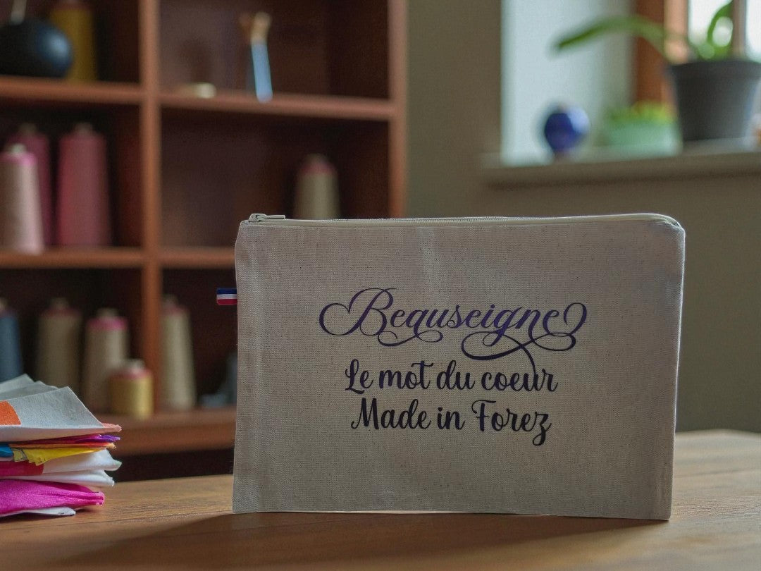Trousse Écru sans soufflet – Beauseigne
